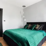Victoria Apartment